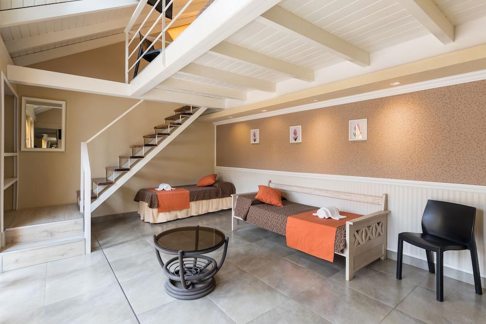 Club House Hotel Villa Carlos Paz Dış mekan fotoğraf